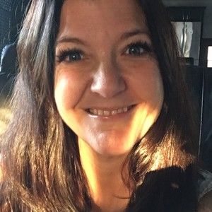 Meet your Posher, Josee